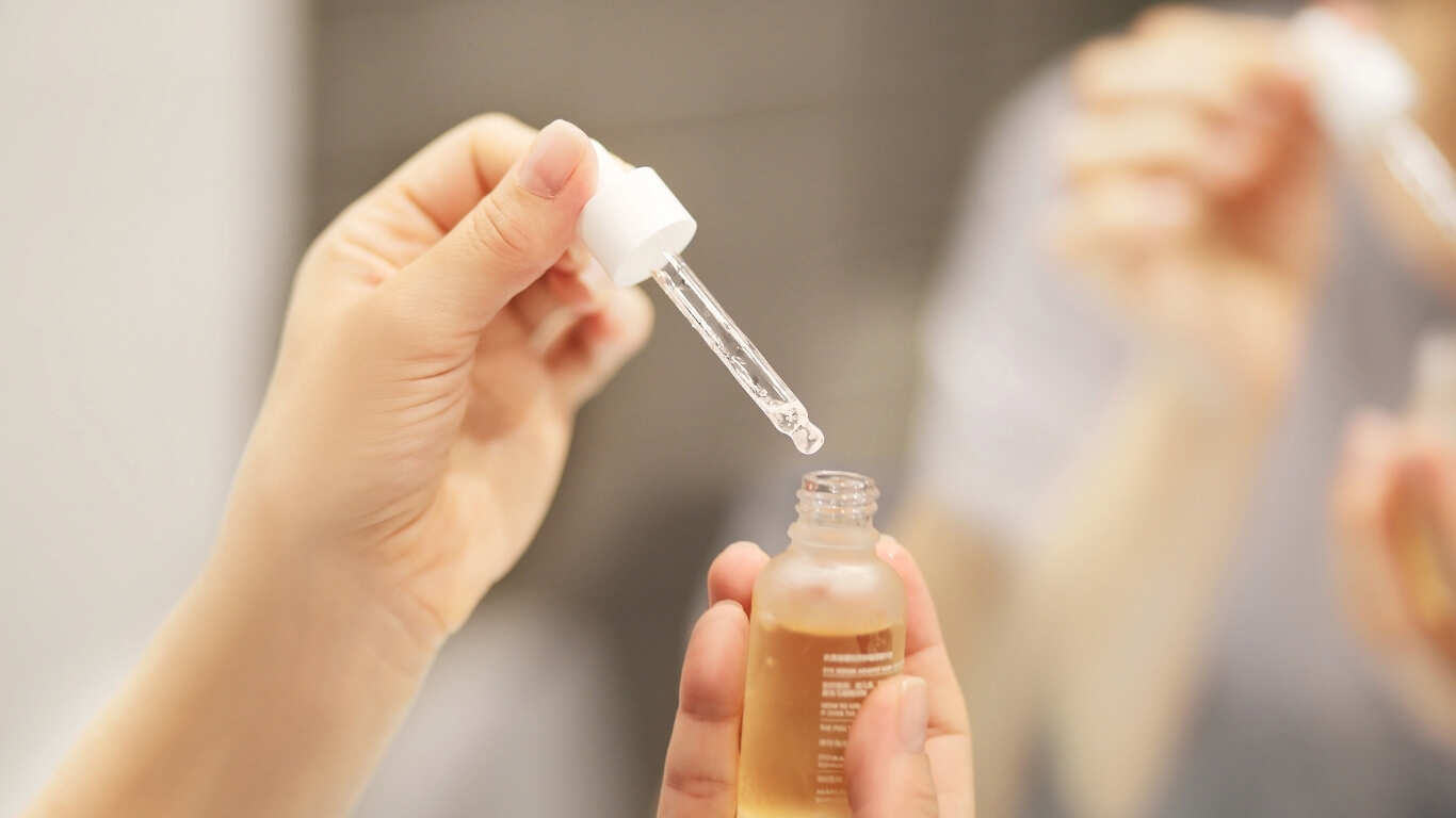 skin whitening serum